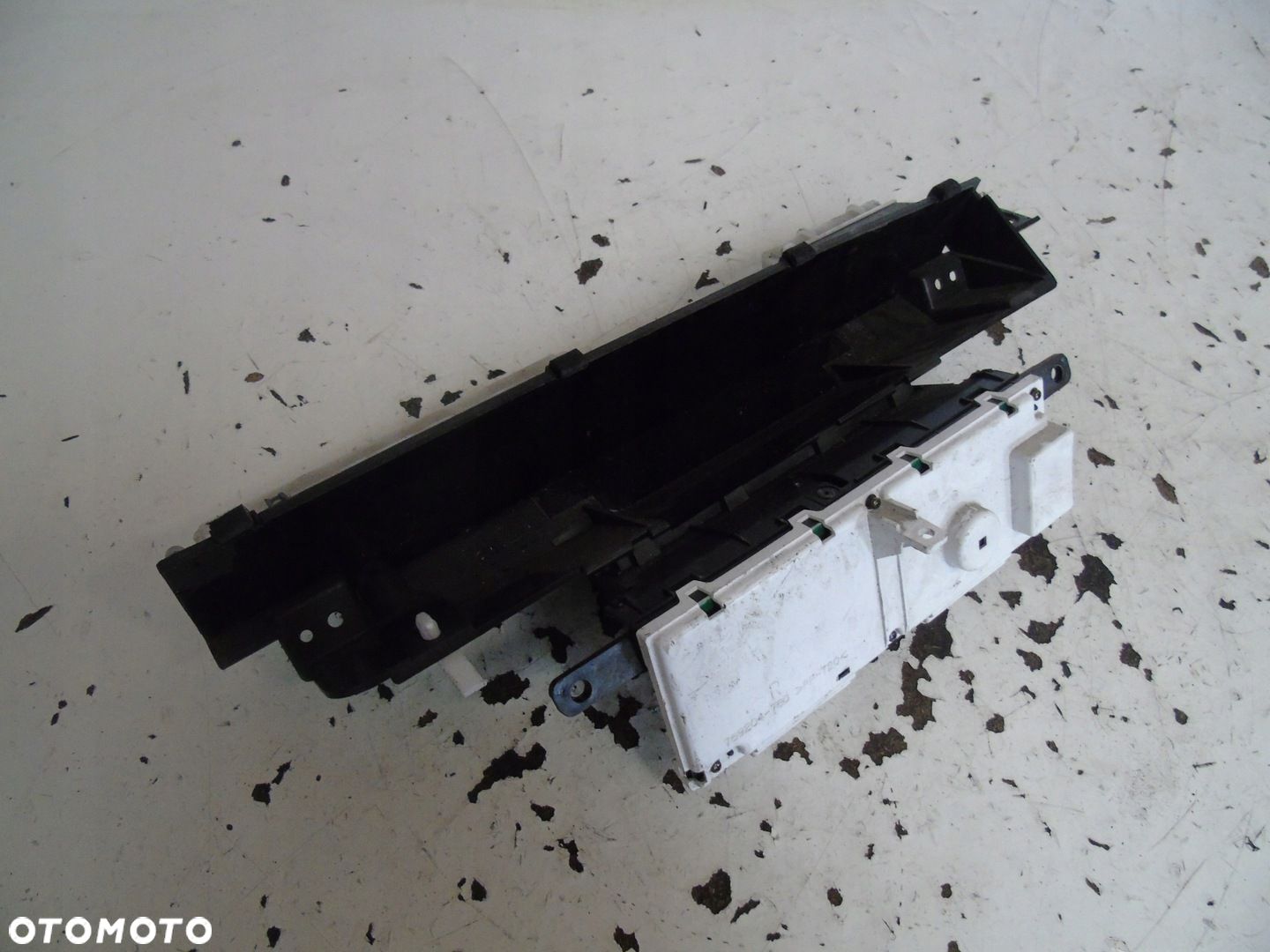 LICZNIK ZEGARY Toyota Prius II 83800-47220 - 1