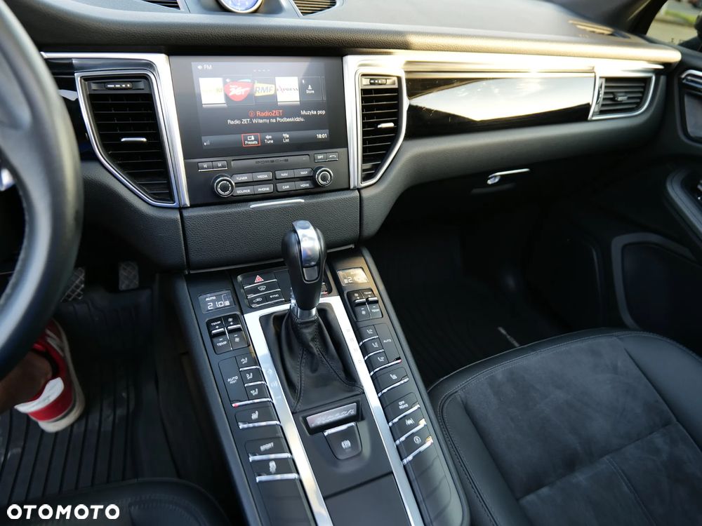 Porsche Macan PDK - 17