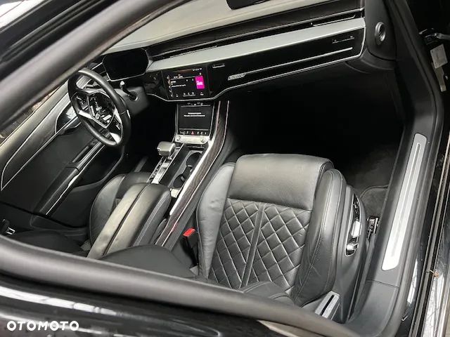 Audi A8 - 19