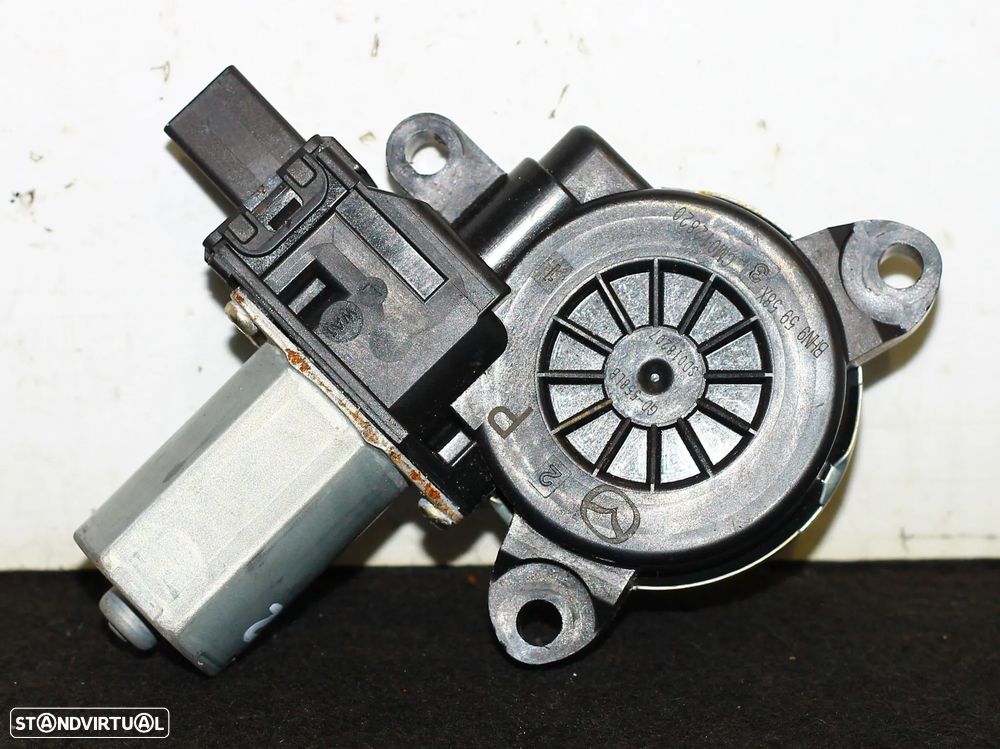 MOTOR ELEVATÓRIO DO VIDRO TRASEIRO ESQUERDO MAZDA CX5 - 4