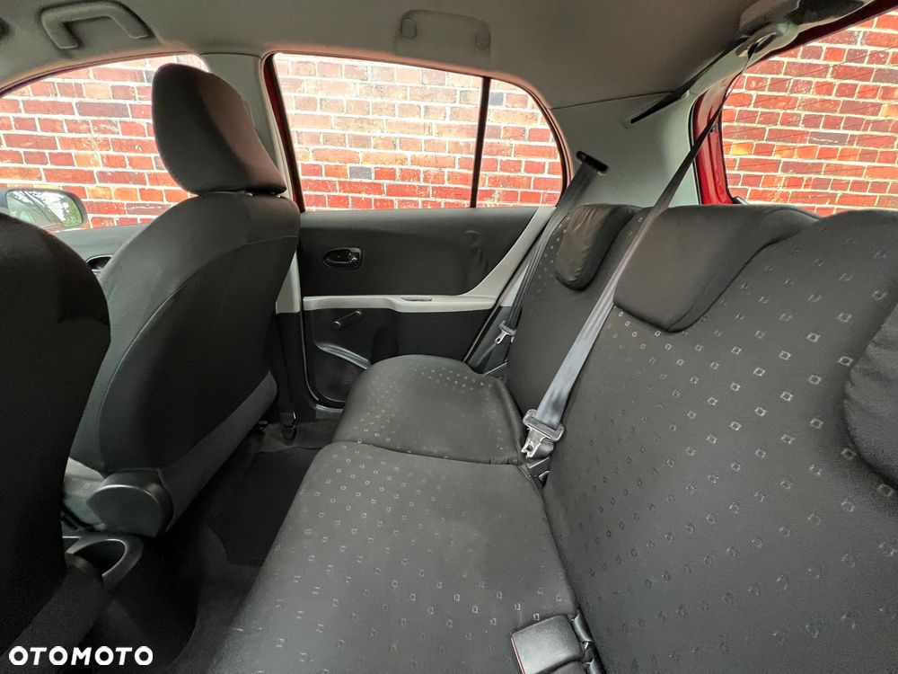 Toyota Yaris - 16