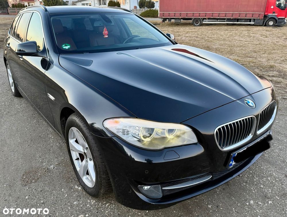 BMW Seria 5 520d Blue Performance - 4