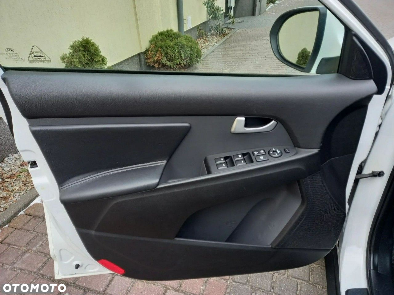 Kia Sportage 1.7 CRDI Business Line M 2WD - 26