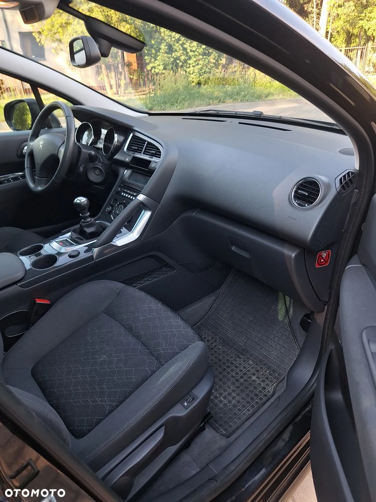 Peugeot 3008 HDi 115 Access - 10
