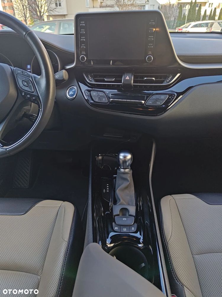 Toyota C-HR ver-2-0-hybrid-gr-sport - 16
