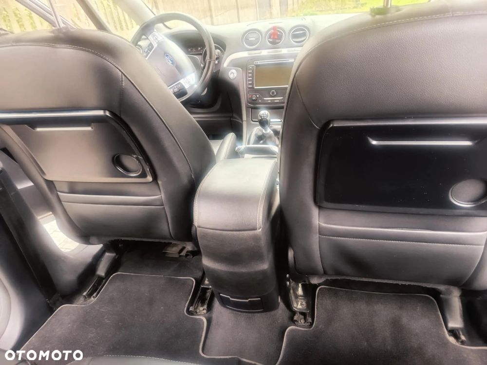 Ford S-Max 2.0 TDCi DPF Titanium - 22