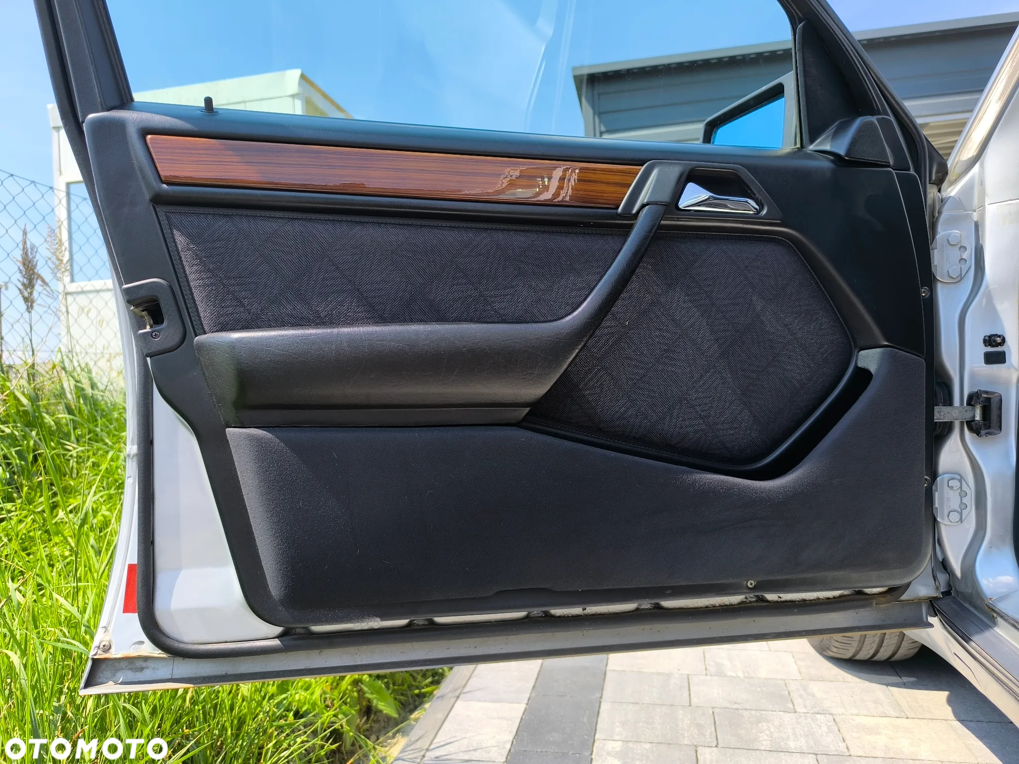 Mercedes-Benz Klasa E - 16