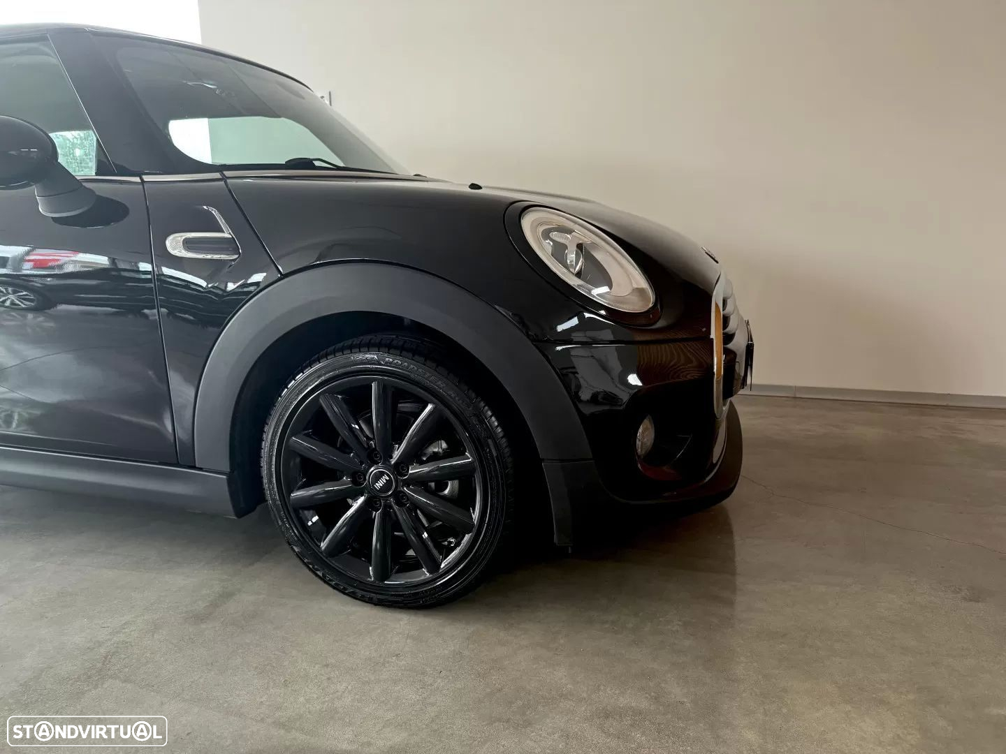 MINI 3 Portas One D - 26