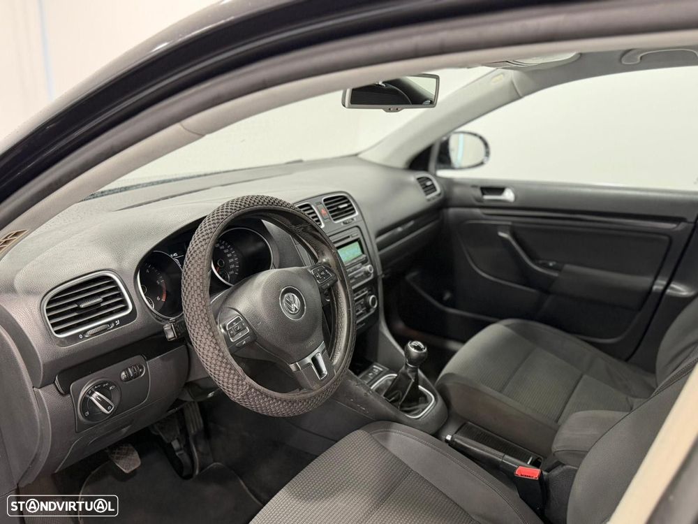 VW Golf Variant 1.6 TDi Confortline - 6