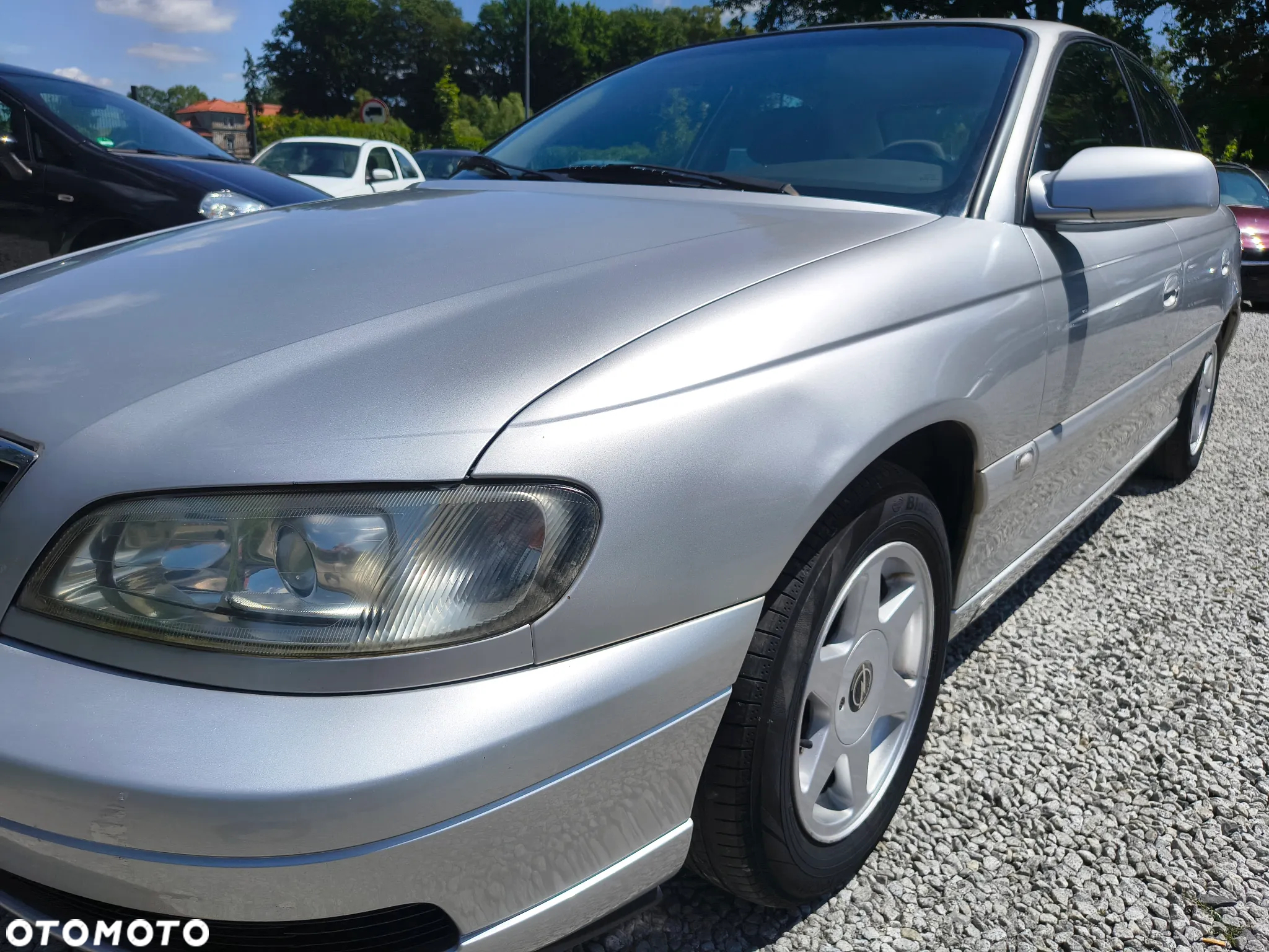 Opel Omega 2.2 Elegance - 11