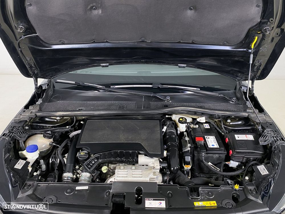 Peugeot 208 1.2 PureTech Allure EAT8 - 20