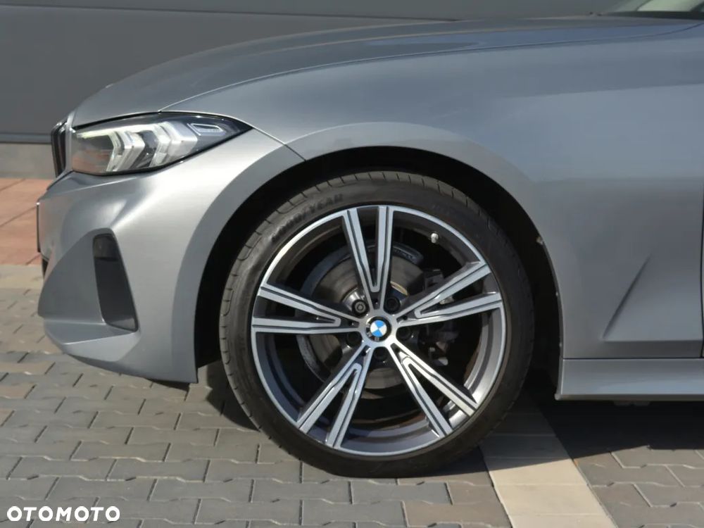 BMW Seria 3 - 12