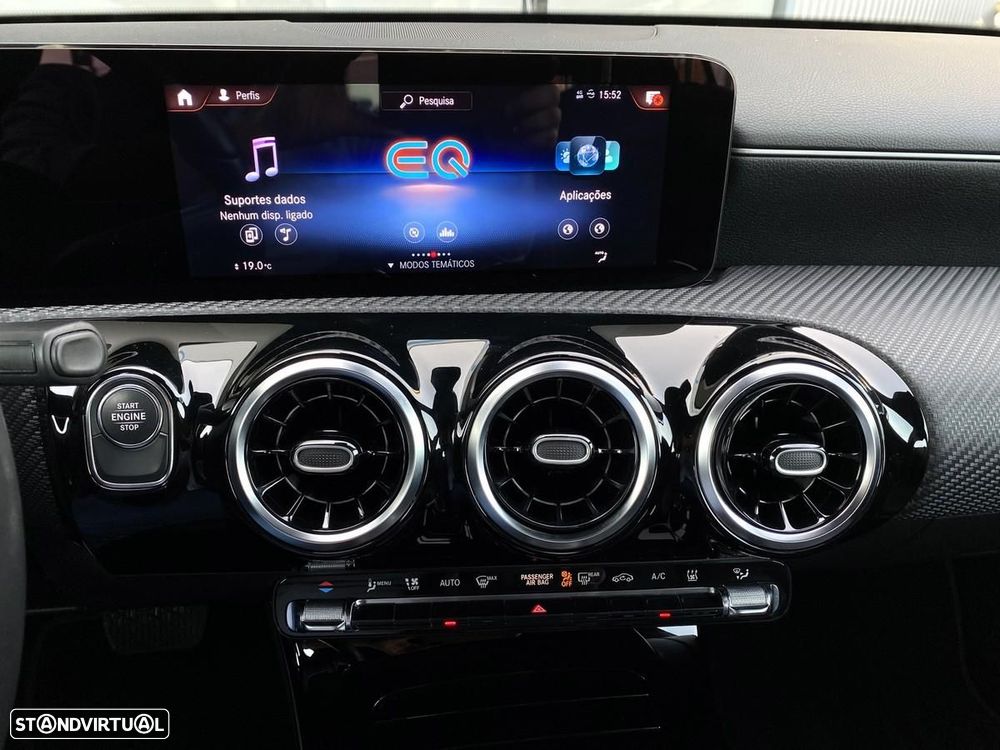 Mercedes-Benz A 250 e Style Plus - 11