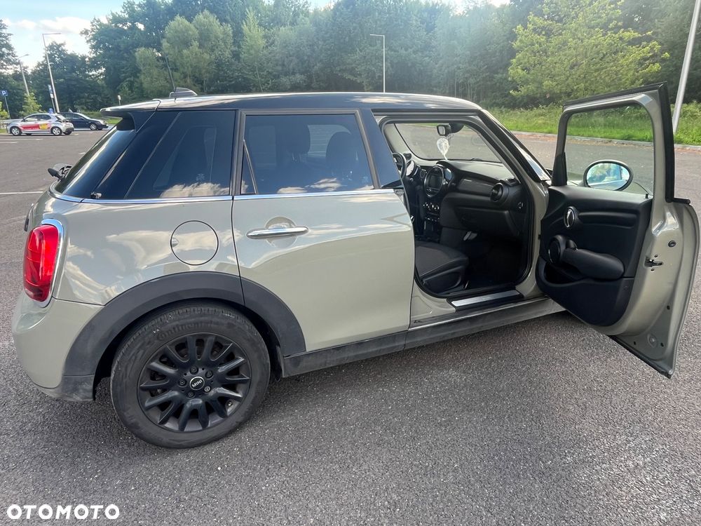 MINI Cooper Standard - 9