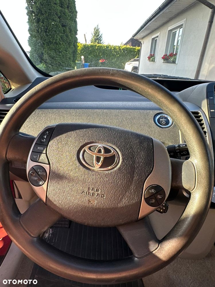 Toyota Prius 1.5 VVT-i Sol - 19
