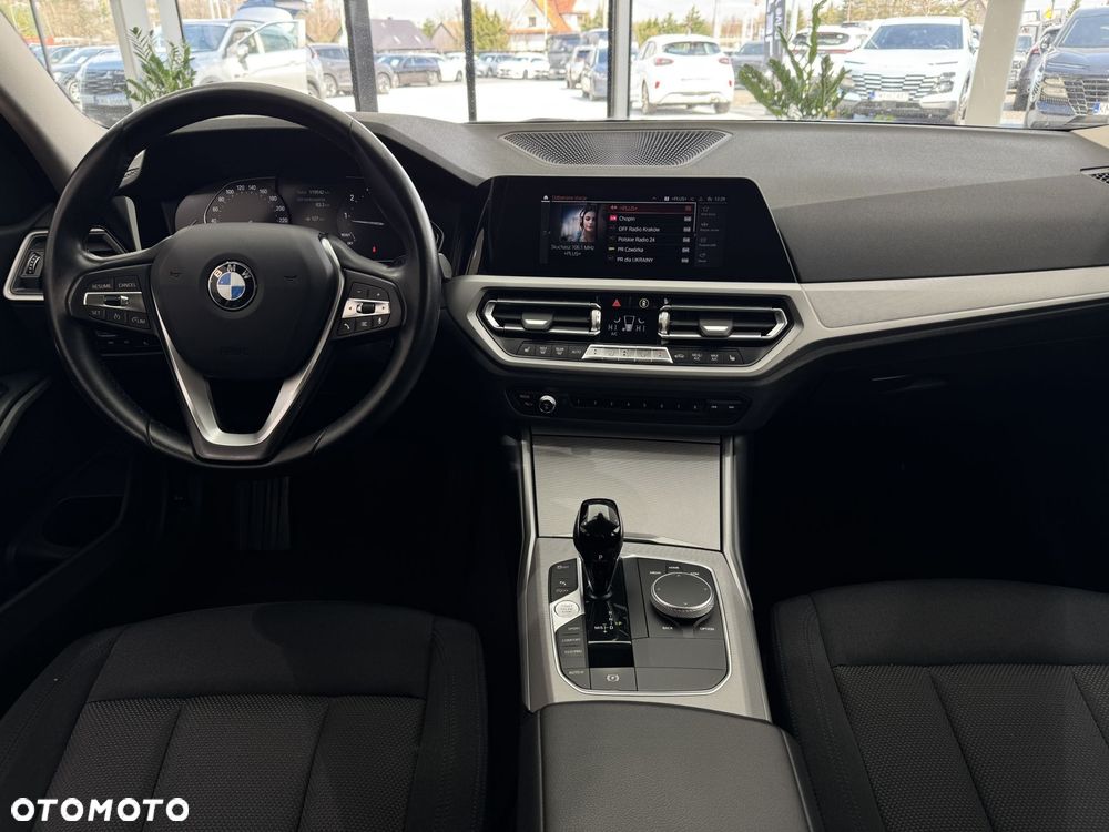 BMW Seria 3 - 15