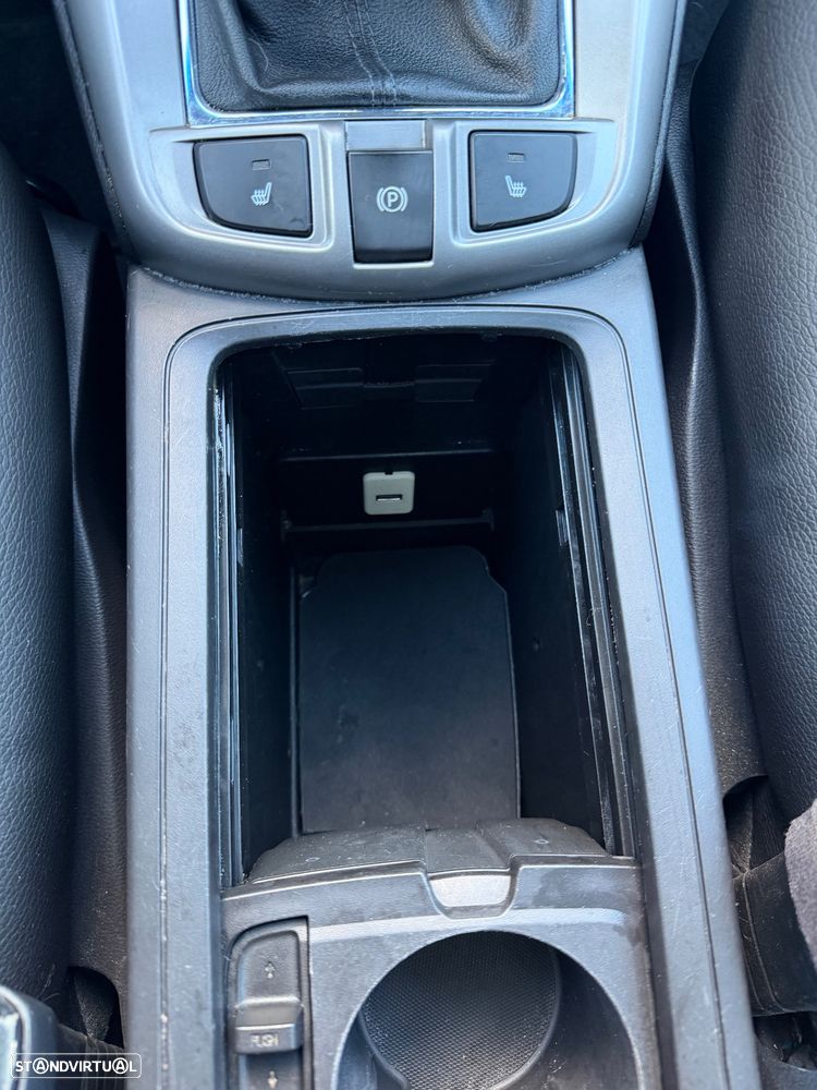 Chevrolet Captiva 2.2 VCDi Seven Xtreme 164g 7L - 38