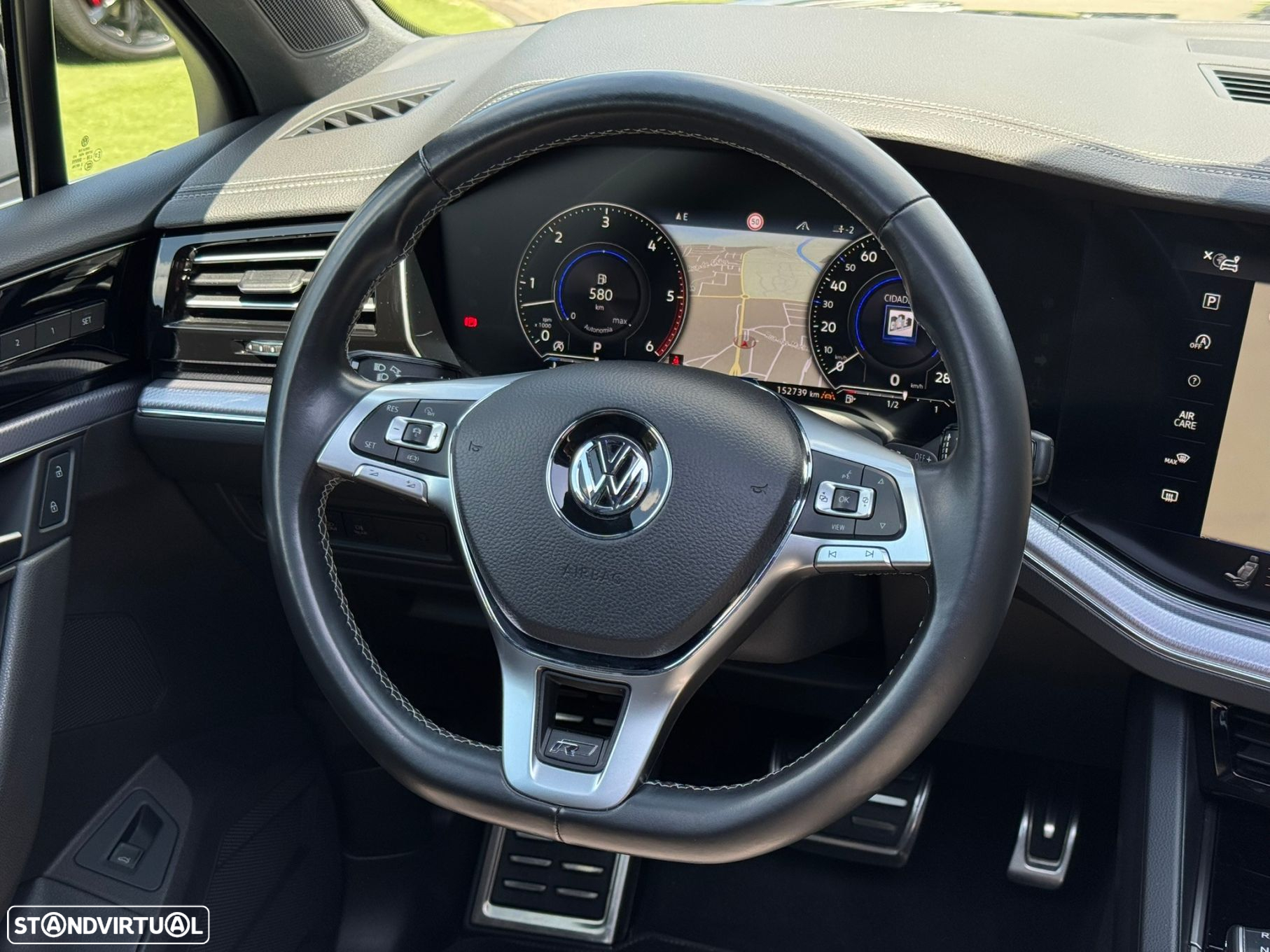 VW Touareg 3.0 TDI V6 R-Line - 28
