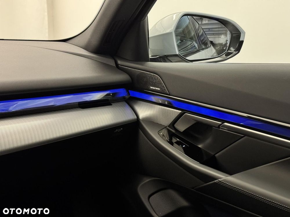 BMW Seria 5 520d mHEV M Sport - 25