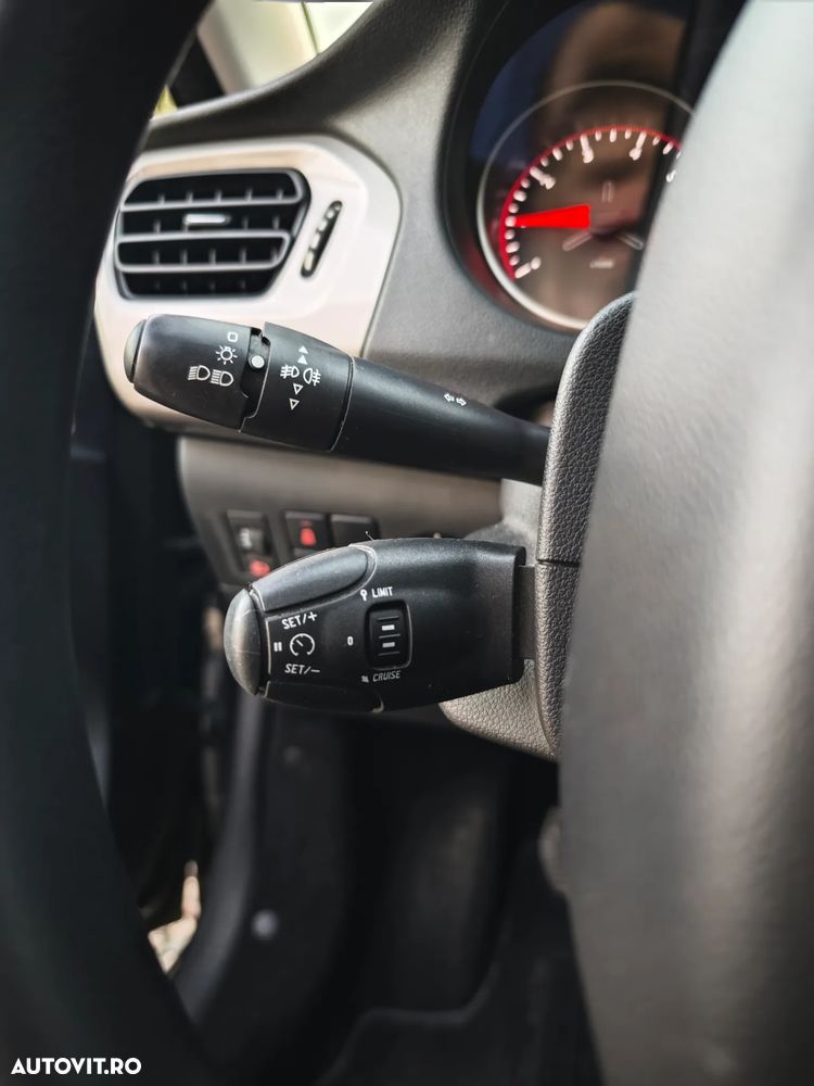 Citroën C-Elysée 1.2 PureTech BVM Feel - 18