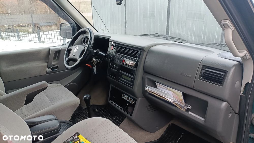 Volkswagen Transporter - 13