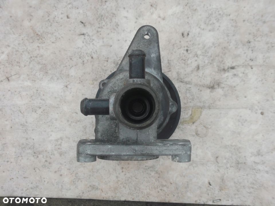 SPARK M300 POMPA WODY OBUDOWA TERMOSTATU 1.0 - 3