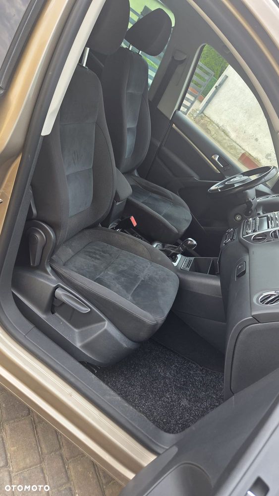 Volkswagen Tiguan 2.0 TDI DPF 4Motion DSG Exclusive - 10