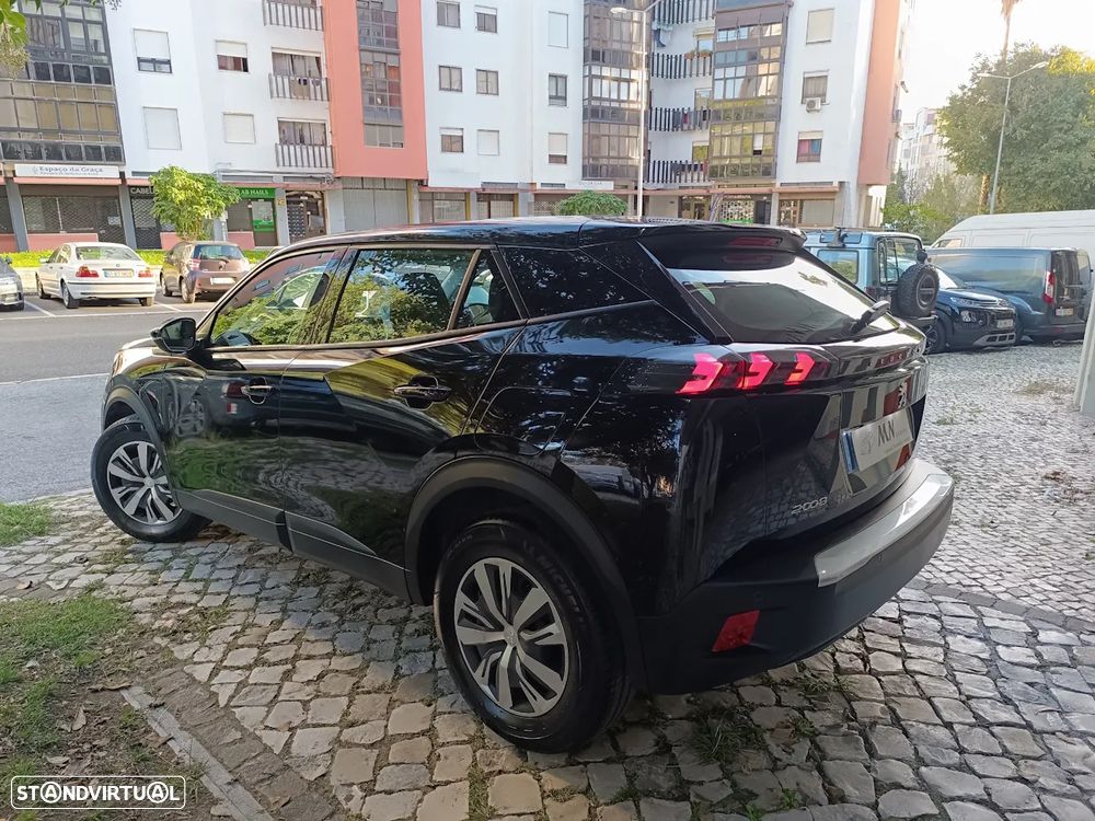 Peugeot 2008 1.2 PureTech Active - 5