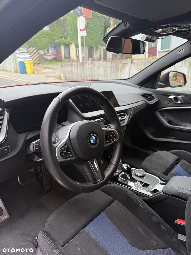 BMW Seria 2 220i M Sport - 10