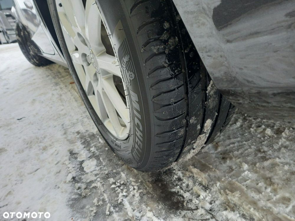 Audi A4 Limousine 2.0 TDI DPF Attraction - 22