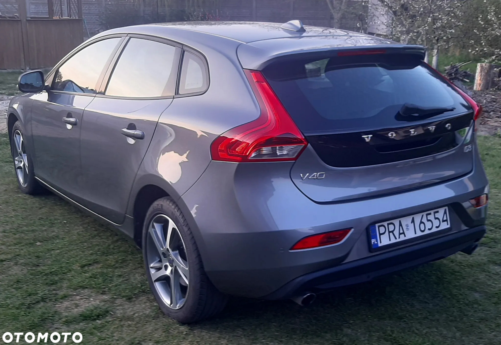Volvo V40 D3 Drive-E Momentum - 5