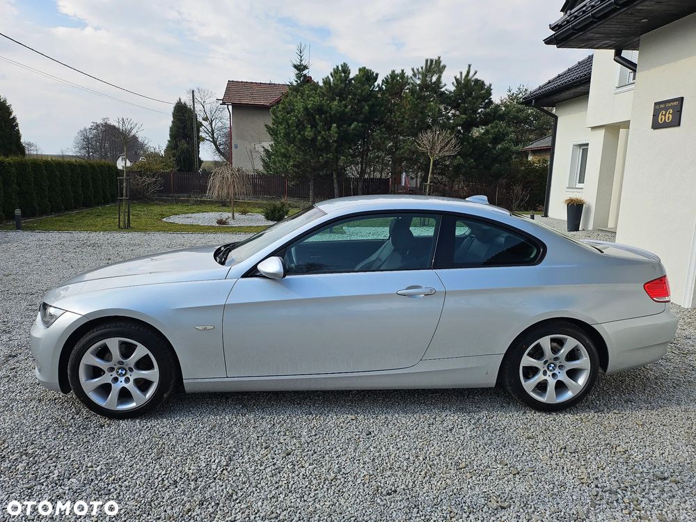 BMW Seria 3 320i Edition Exclusive - 3