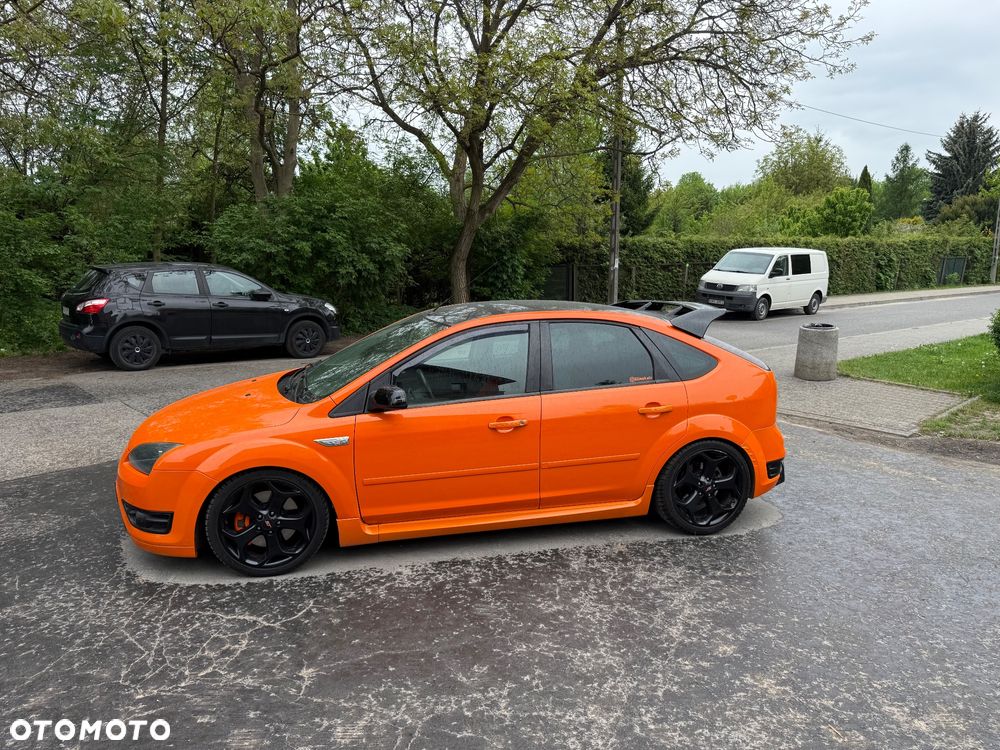 Ford Focus ST - 8