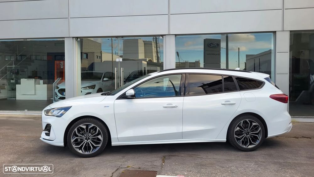 Ford Focus SW 1.0 EcoBoost MHEV ST-Line X - 3