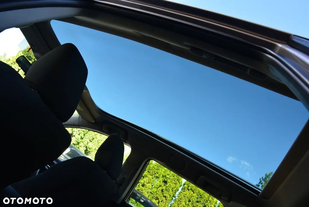 Toyota Auris 1.6 Premium Comfort MS - 14