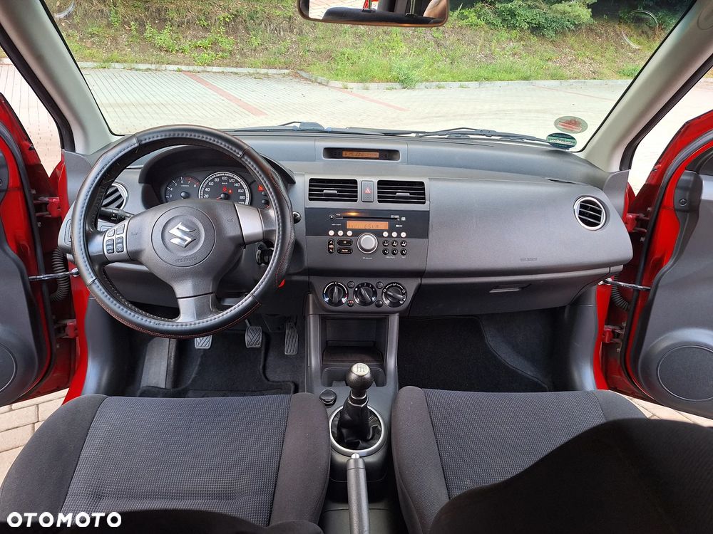 Suzuki Swift 1.3 Comfort - 38