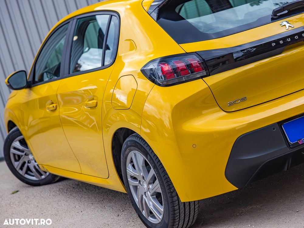 Peugeot 208 1.2 L PureTech STT Active - 13