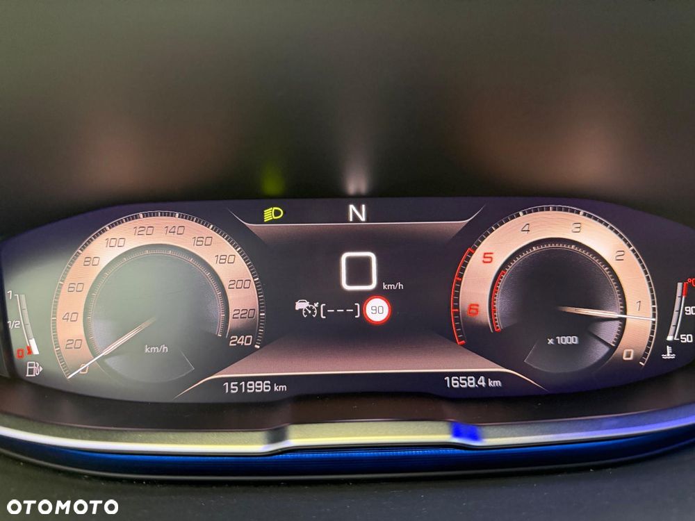 Peugeot 5008 BlueHDi 180 EAT8 GT - 33