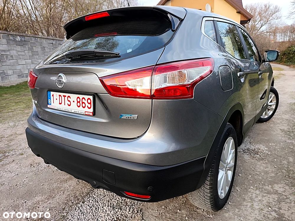 Nissan Qashqai 1.5 dCi DPF acenta - 27
