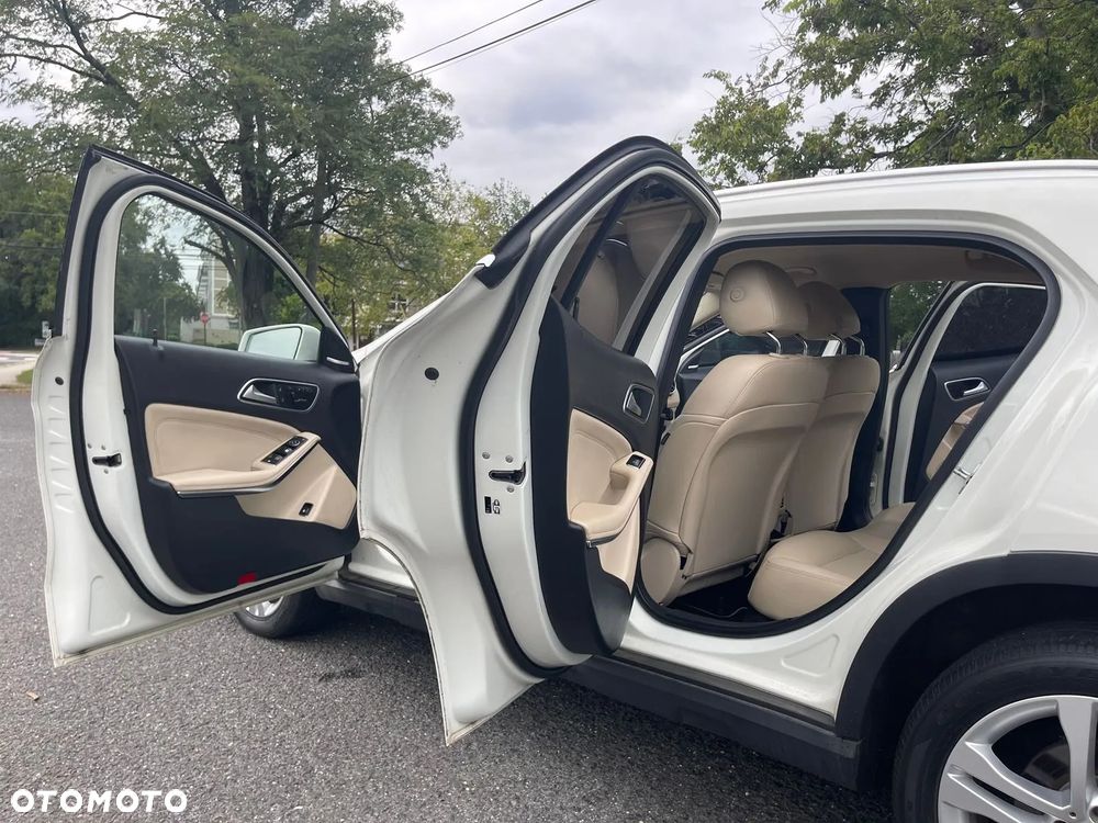 Mercedes-Benz GLA 250 4-Matic - 20
