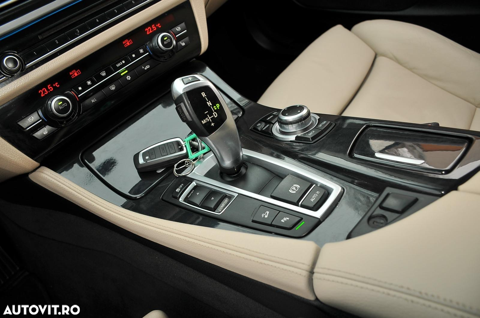 BMW Seria 5 530d xDrive - 9