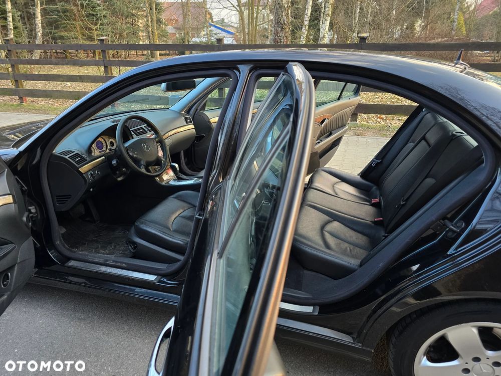 Mercedes-Benz Klasa E 320 Avantgarde - 19