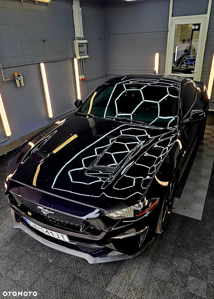 Ford Mustang - 7