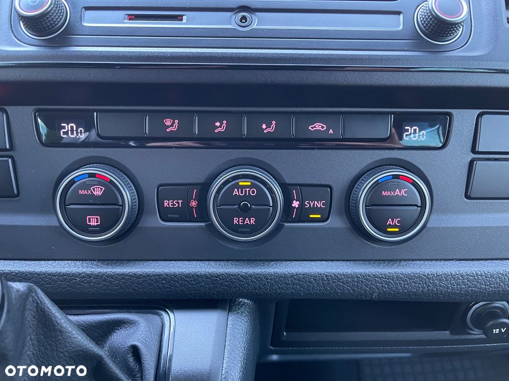 Volkswagen Caravelle 2.0 TDI L1 Highline DSG - 22