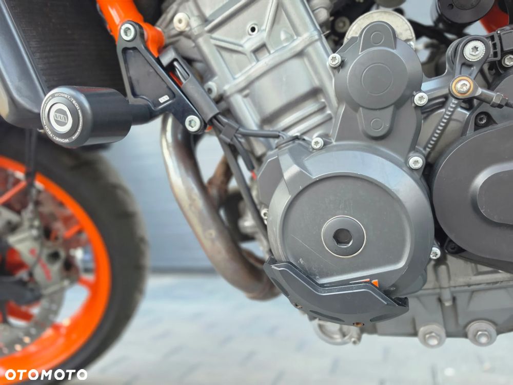 KTM DUKE 890 - 3