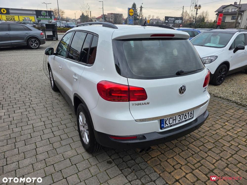 Volkswagen Tiguan - 9