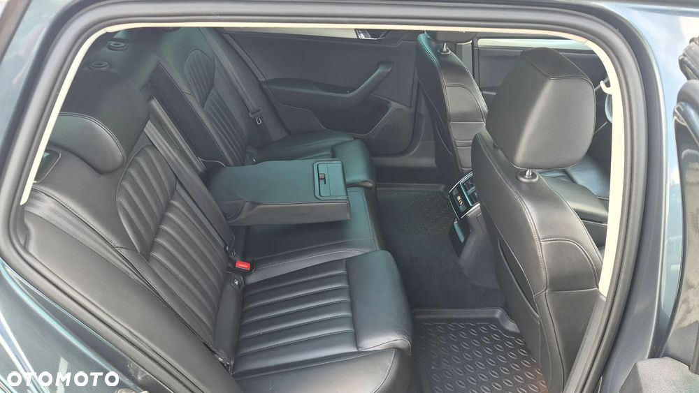 Skoda Superb 2.0 TDI Style - 11