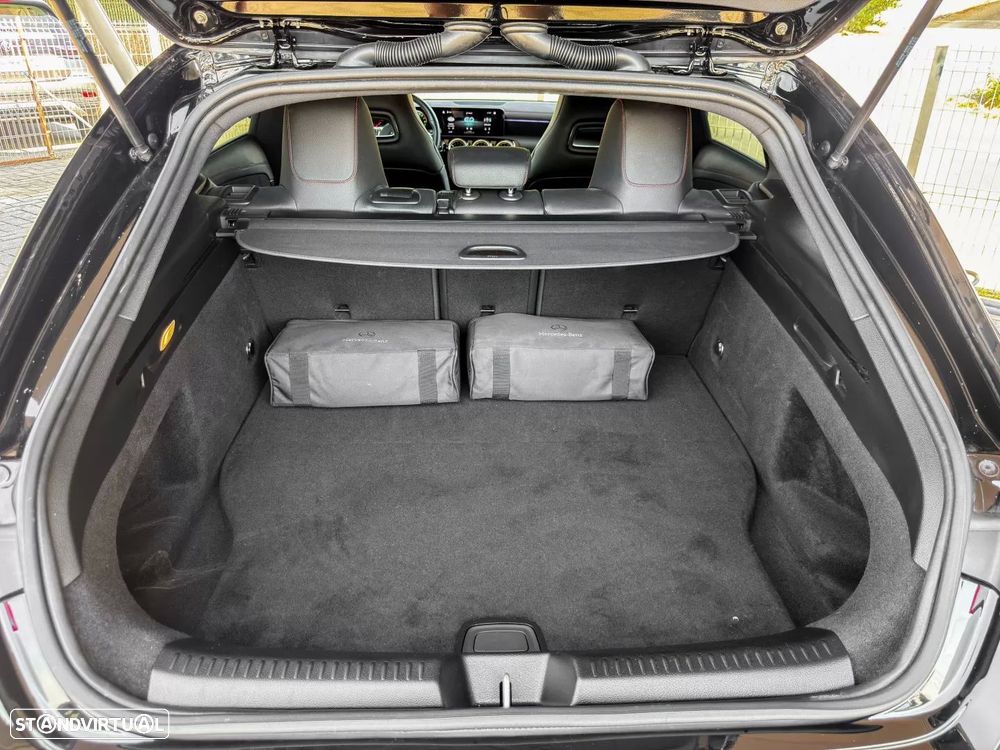 Mercedes-Benz CLA 250 e 8G-DCT Edition AMG Line - 19