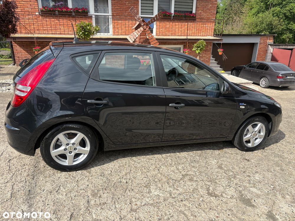 Hyundai i30 1.4 Comfort - 38