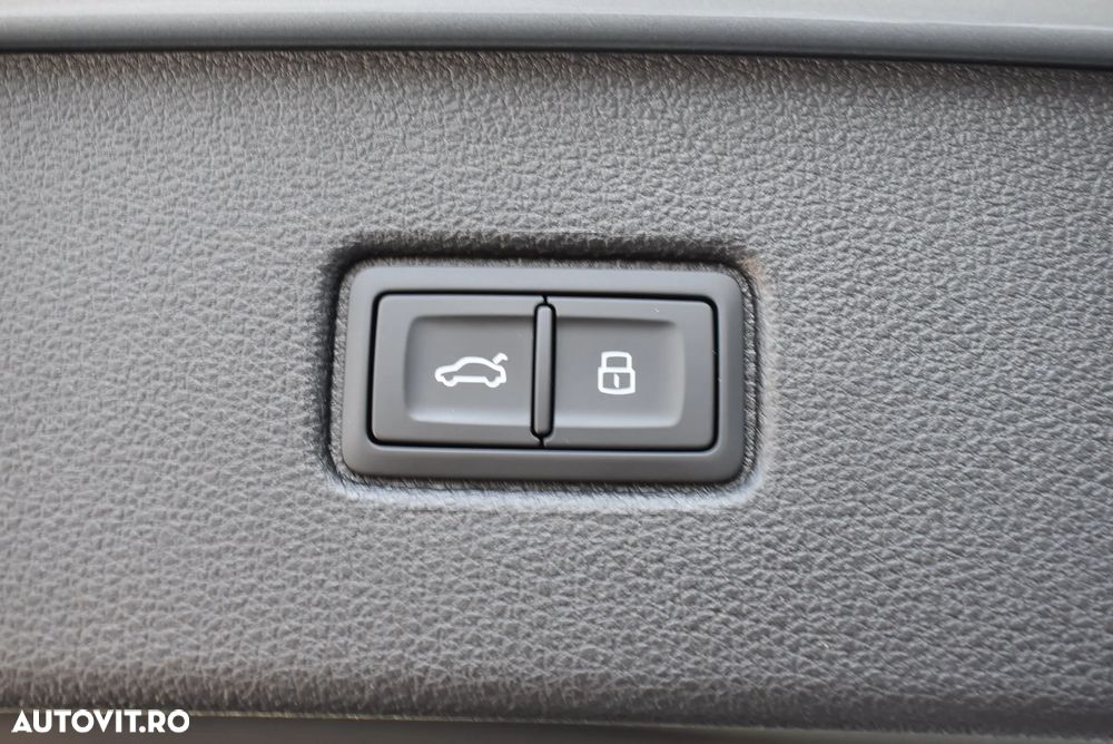 Audi Q7 55 TFSI quattro Tiptronic MHEV S Line - 33